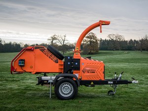timberwolf-tw-230hb-petrol-road-tow-wood-chipper-side-view-t2